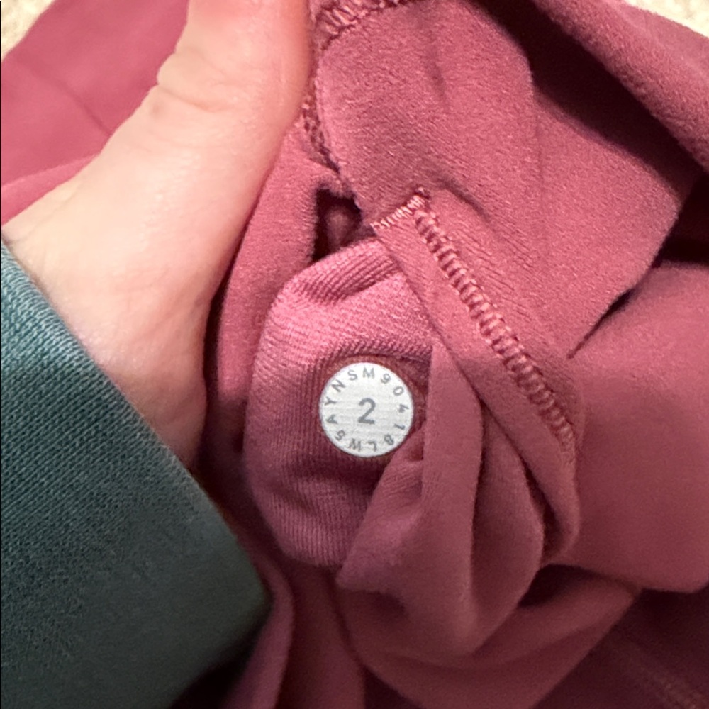 Lululemon Athletica Rose Leggings - Picture 2 of 3